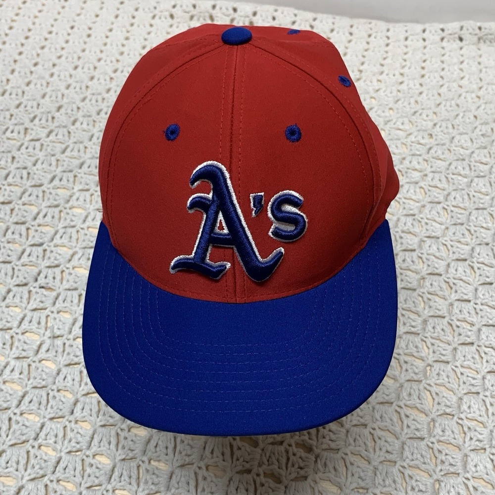 Zephyr Hat Size Medium‎  Adults A's DG Red/Blue Polyester